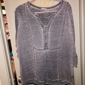Factory distressed Top size 1X